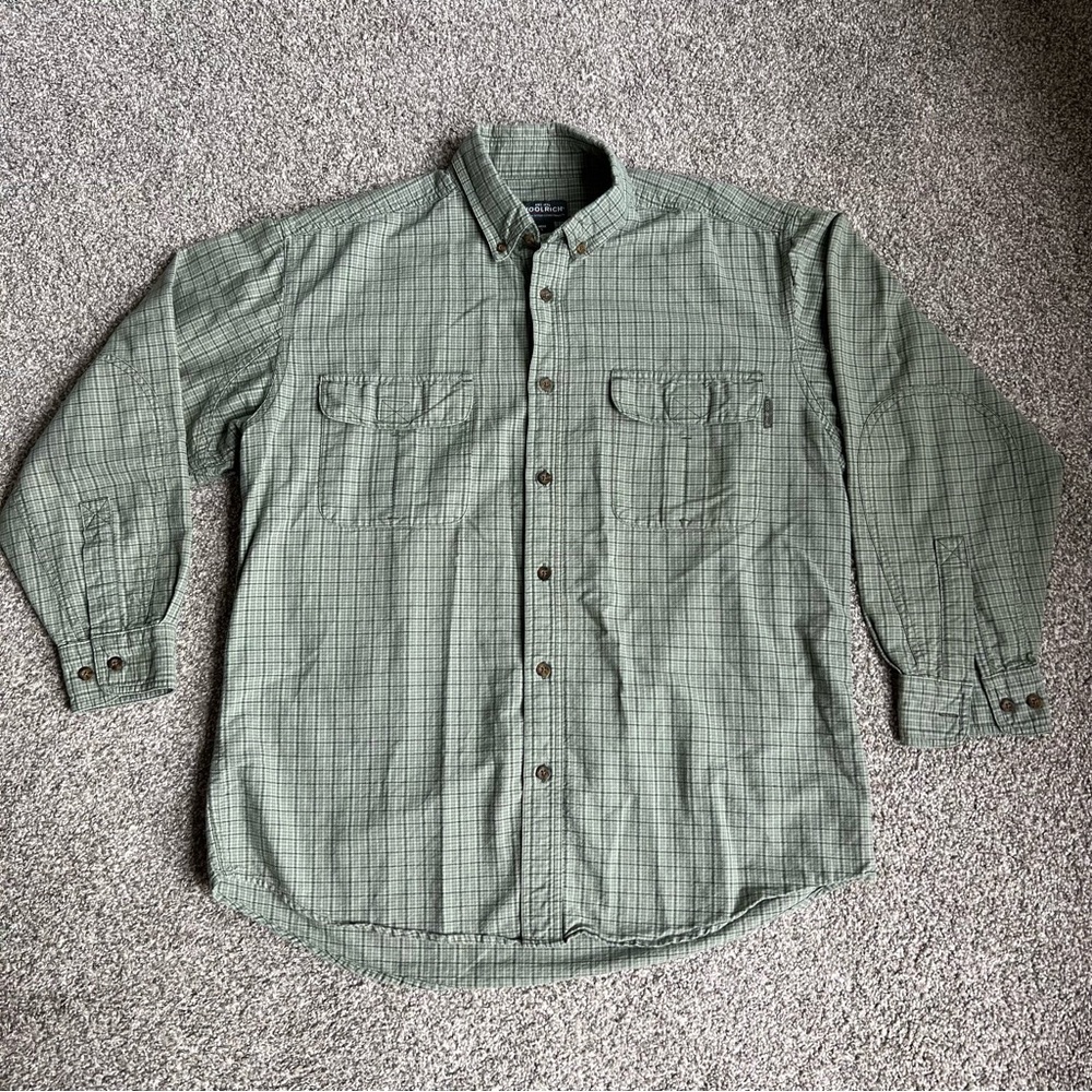 Woolrich Men’s Flannel Button Up Green &‎ Black Plaid Shirt, Size Large